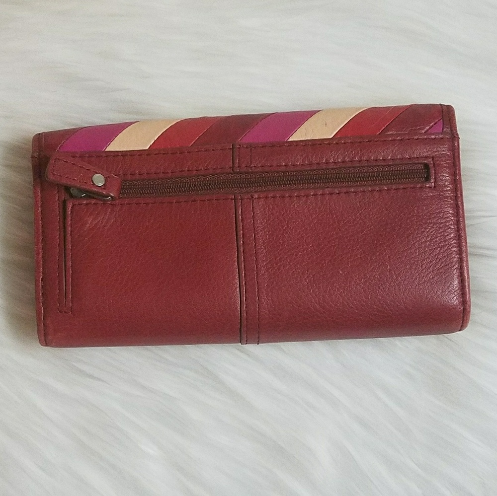 Fossil Diagonal Stripe Keyhole Check Wallet - image 5
