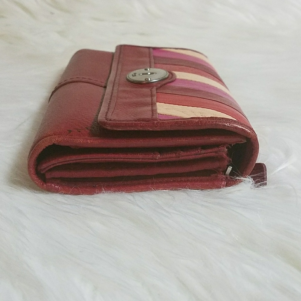 Fossil Diagonal Stripe Keyhole Check Wallet - image 7