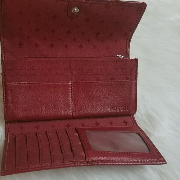 FOSSIL diagonal stripe keyhole check wallet - Picture 6 of 8