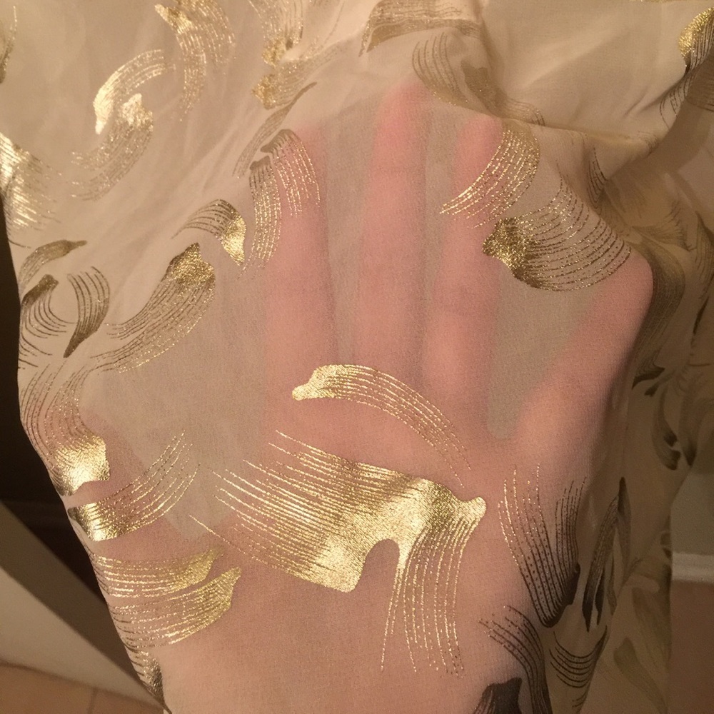 Sheer tunic - Picture 5 of 6
