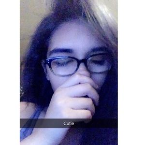 Meet your Posher, Jenny