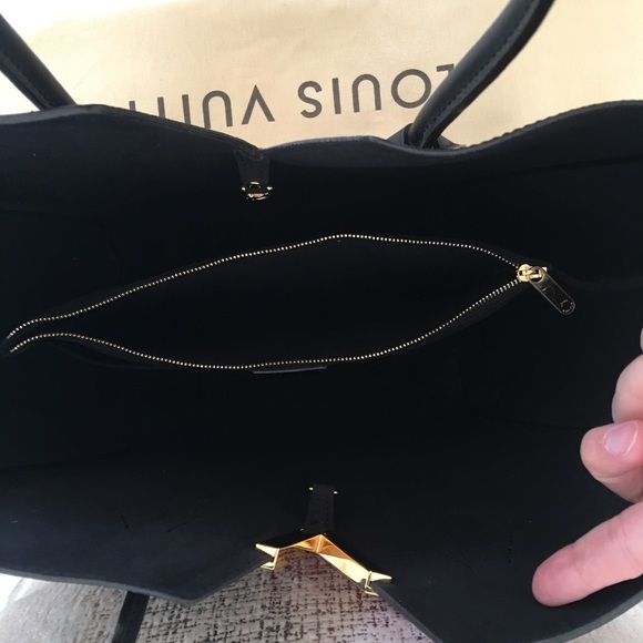 Louis Vuitton Limited Edition Monogram Kimono Bag - Picture 7 of 8