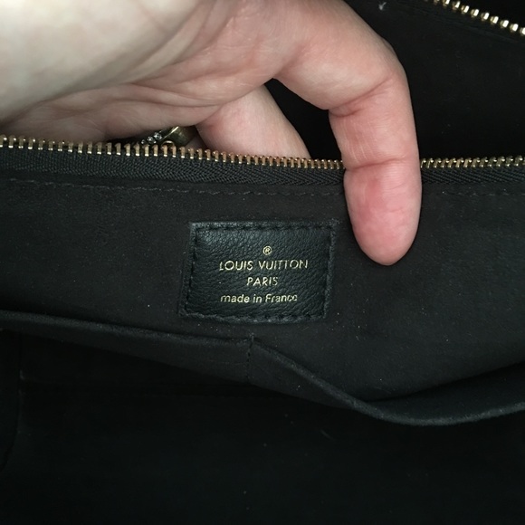 Louis Vuitton Limited Edition Monogram Kimono Bag - Picture 8 of 8