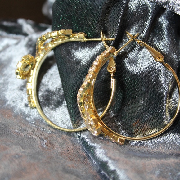 Music Note Hoops - Picture 3 of 7