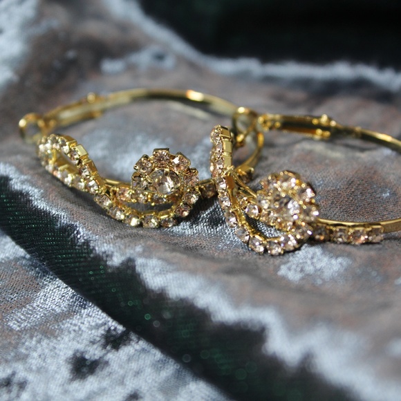 Music Note Hoops - Picture 5 of 7