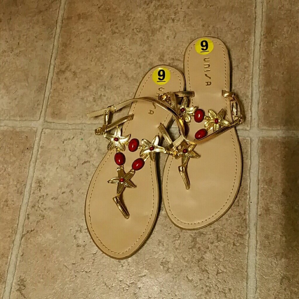 UNISA Gold Starfish Sandals