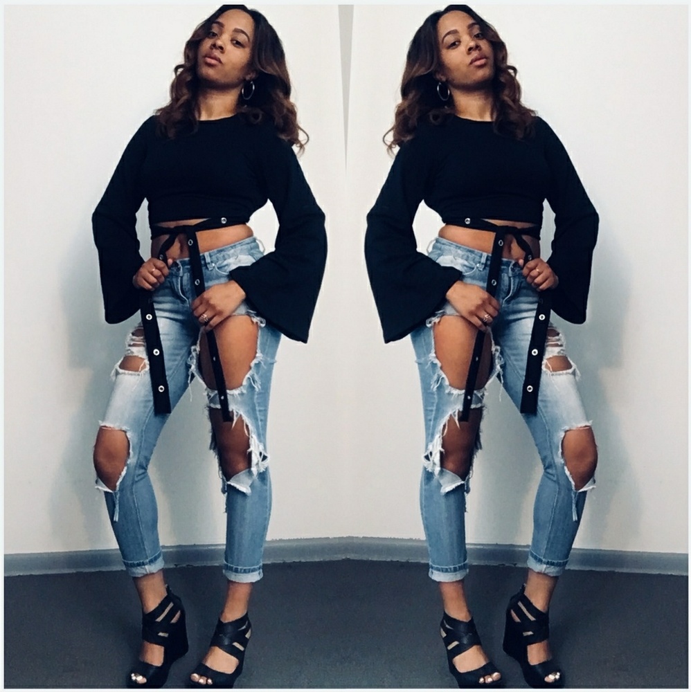 Black back out crop top.  Ladies night out favorit