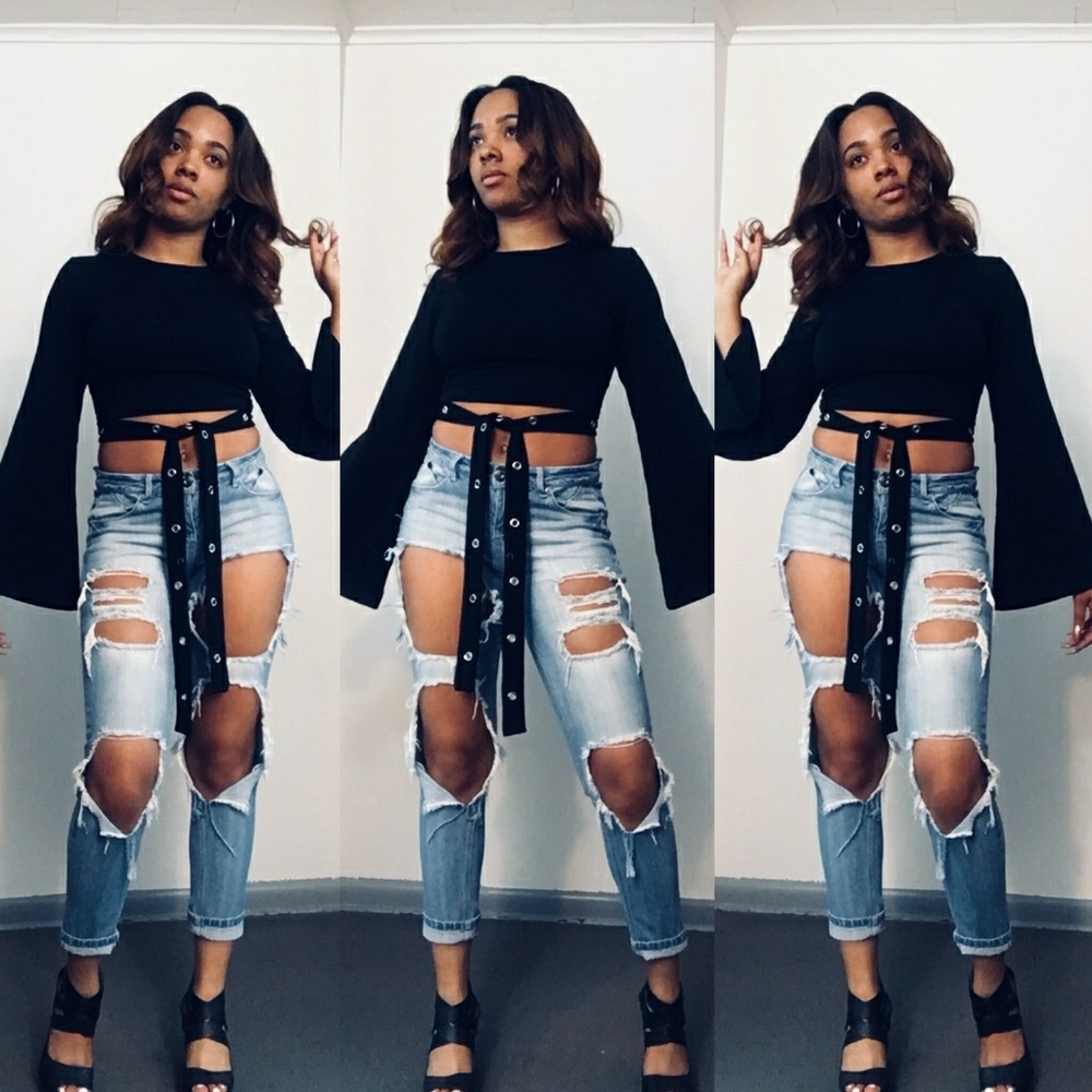Black back out crop top.  Ladies night out favorit - Picture 2 of 3