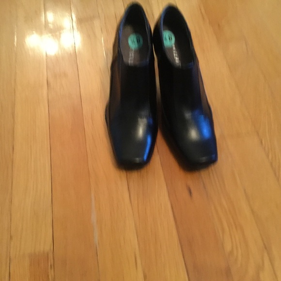 aerosoles rochester pump