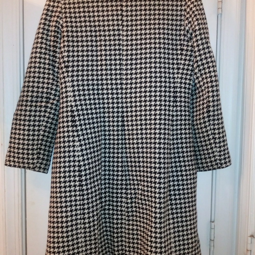 Coat - Picture 3 of 3