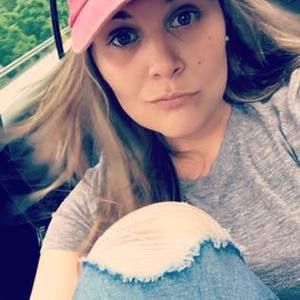 Meet your Posher, Katelyn