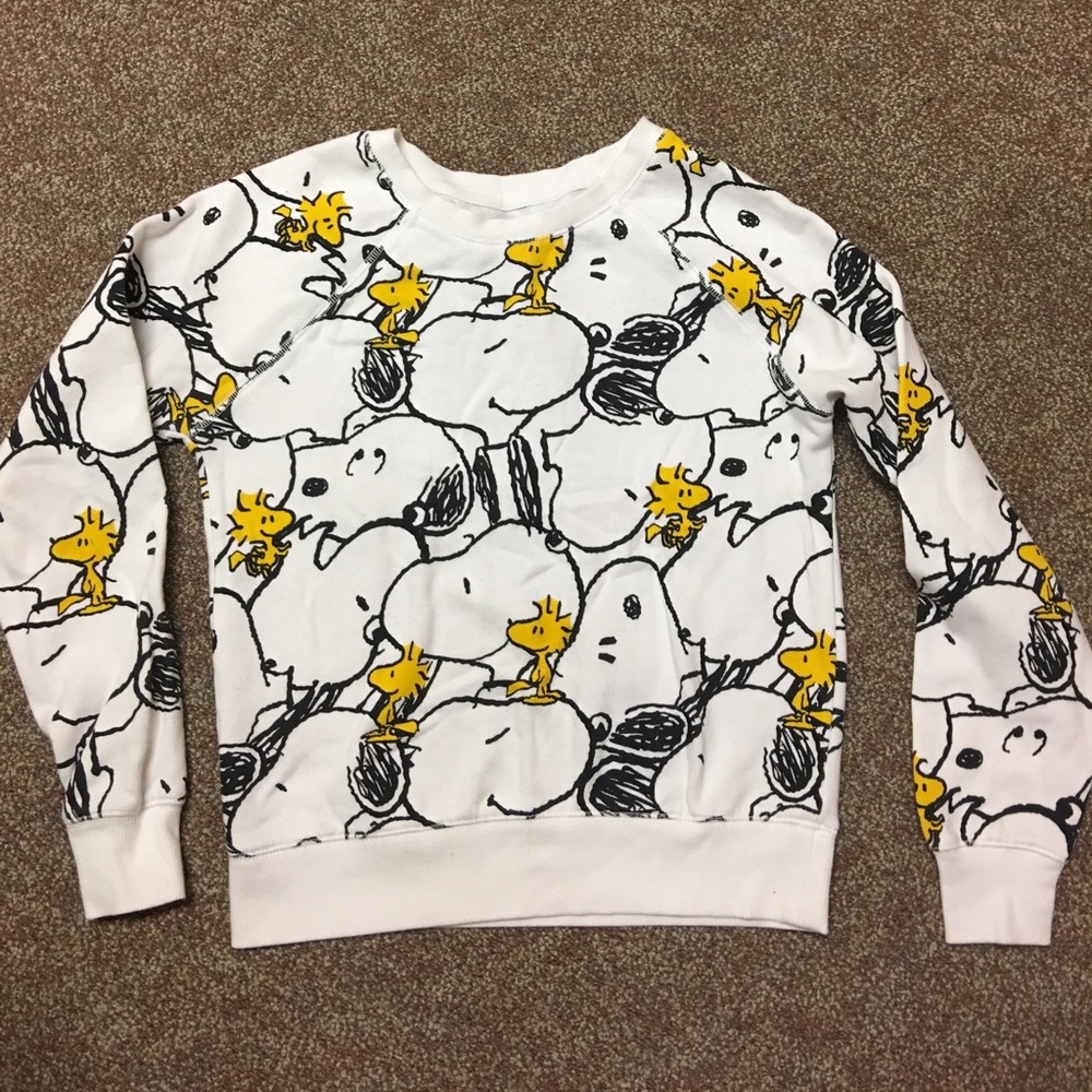 Forever 21 Sweatshirt Snoopy