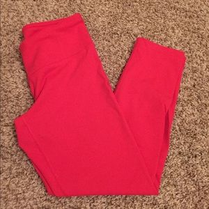 Yogalicious crop leggings. Like brand new. Yogalicious crop leggings. Like brand new.