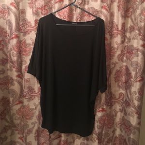 Love Culture Basic Dressy Top. Size L.