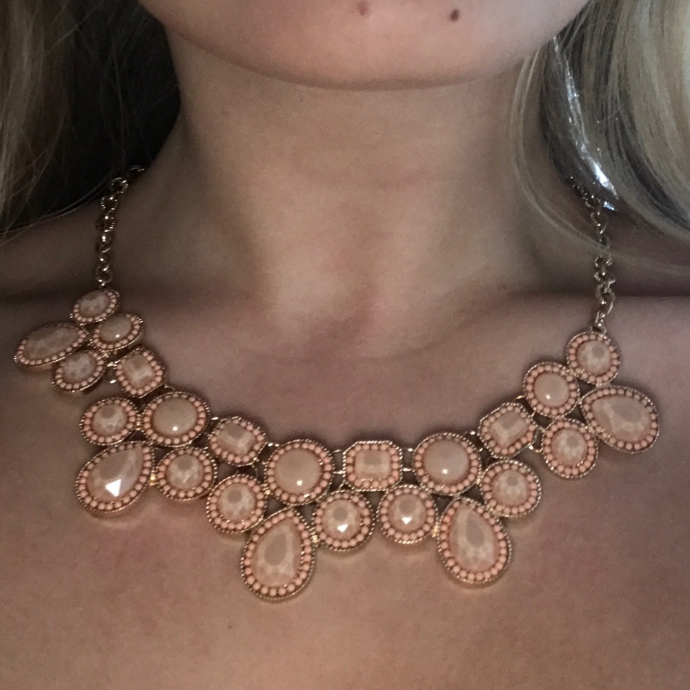 Never Worn Statement Necklace - image 3