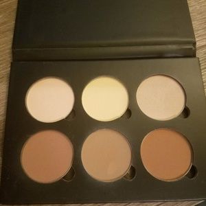 Anastasia Beverly Hills Contour Kit Light