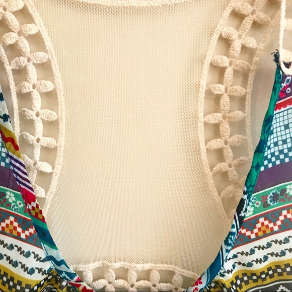 FOREVER 21 TOP 😍 4 Tops for $20 BUNDLE & SAVE - Picture 5 of 5