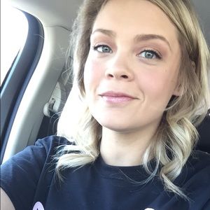 Meet your Posher, Molly