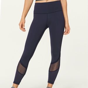 Lululemon Fresh in Mesh Tight, Size 6! Lululemon Fresh in Mesh Tight, Size 6!
