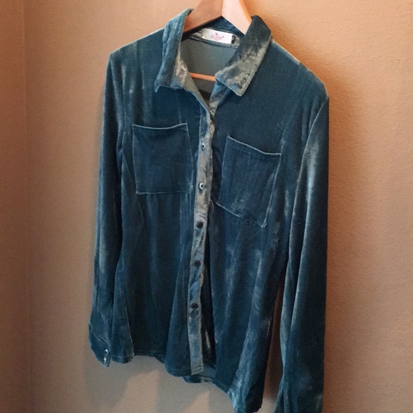 🌟5 Star Favorite- Luxe Velvet Blouse • Aqua - Picture 2 of 5