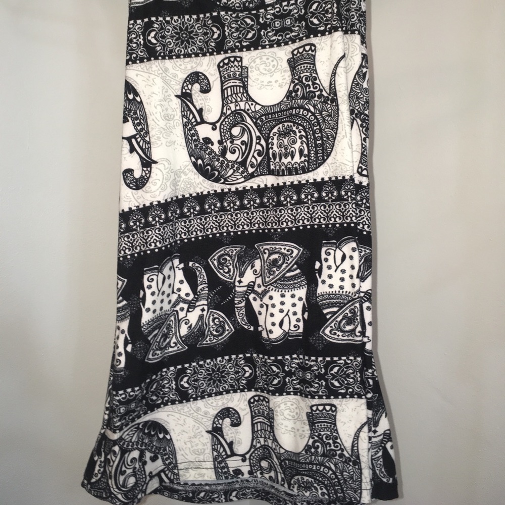 Elephant Tank Top - Picture 2 of 3