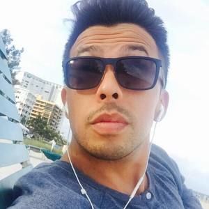 Meet your Posher, Carlos