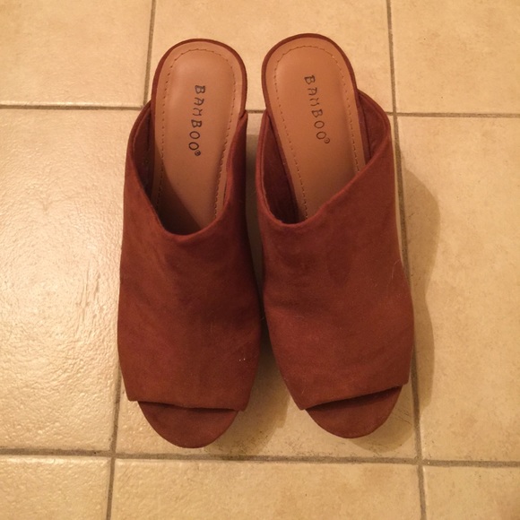 Platform clogs - Picture 2 of 4