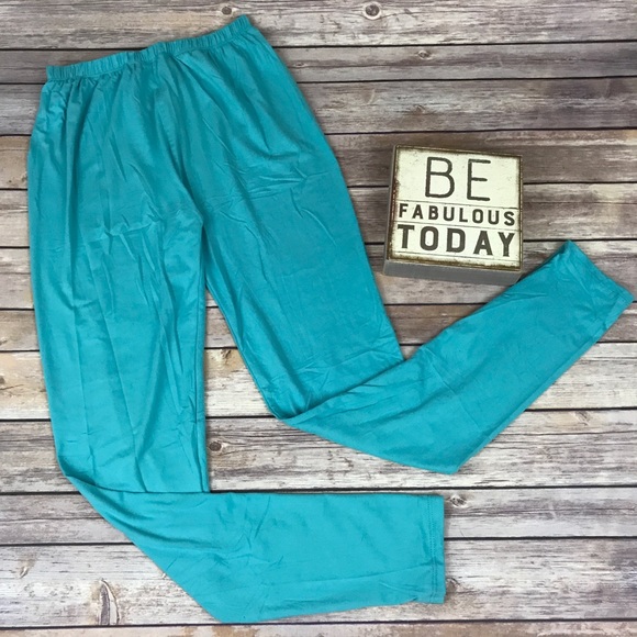 Mint Solid Knit Leggings - Picture 2 of 4