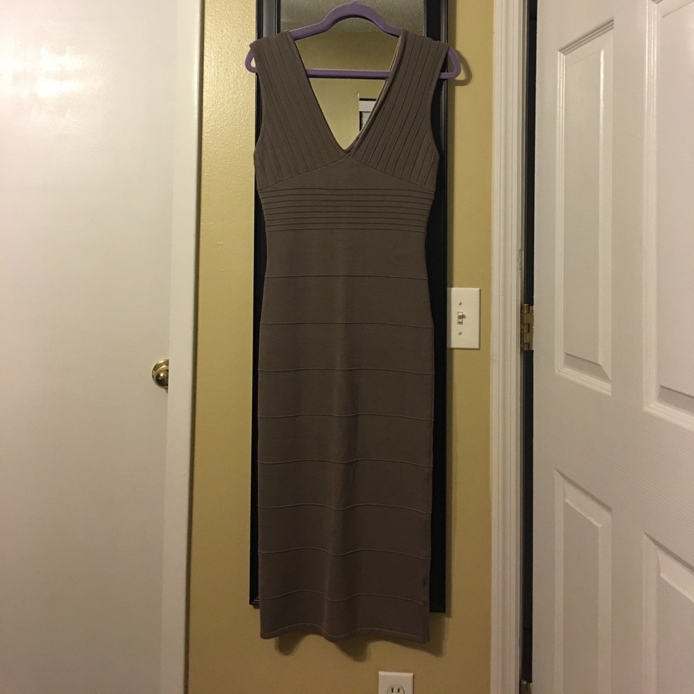 2b Bebe dress