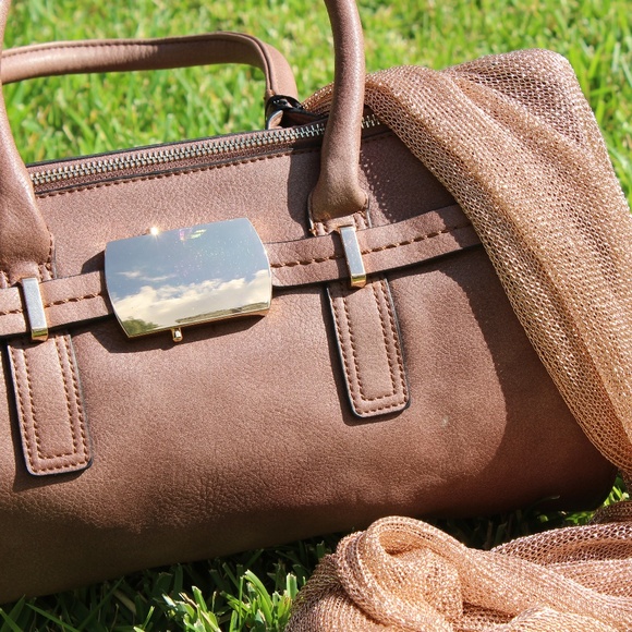 Mauve Barrel Bag - Picture 3 of 5