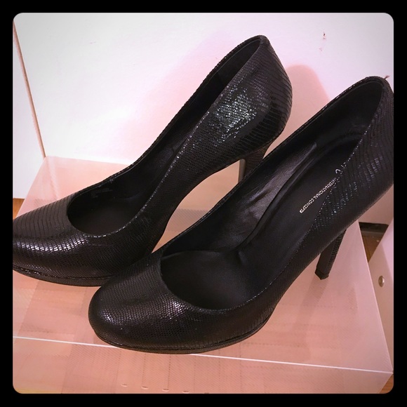 INC International Concepts black heels - Picture 1 of 5