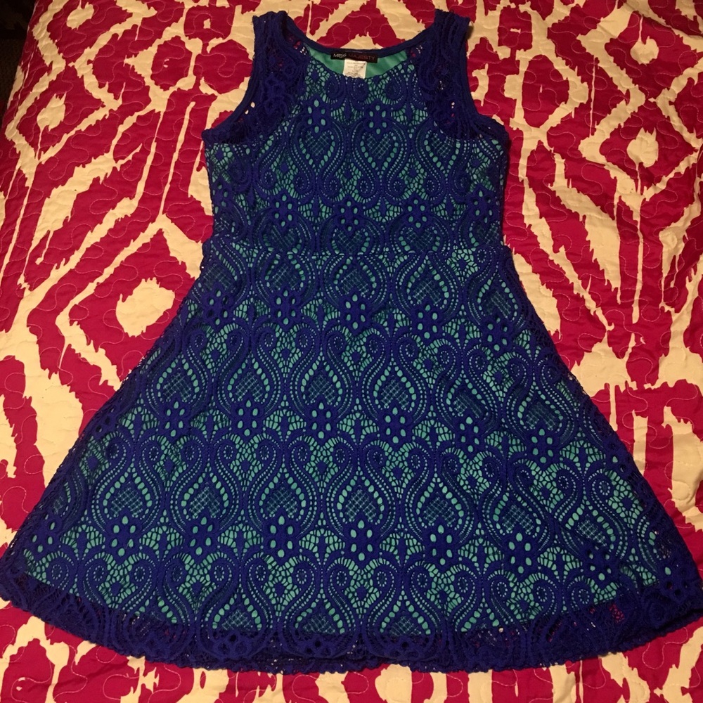 🌺SALE🌺Girls size 14 dress. Worn once.