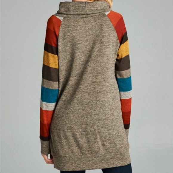 Cowl Neck Long Sleeve Top - Picture 2 of 5