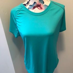 Green Work out tee