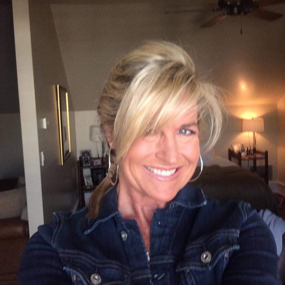 Meet your Posher, Tina