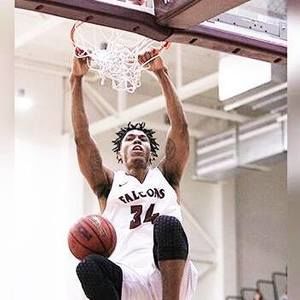 Meet your Posher, Troy