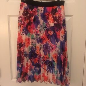 Floral Pleated Skirt