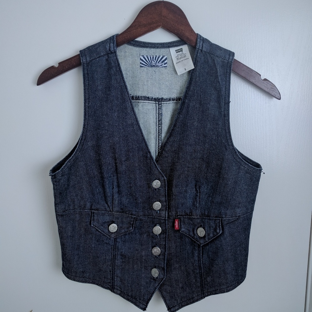 Levi's jean vest small women's denim jacket