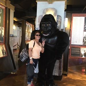 Meet your Posher, Carmella