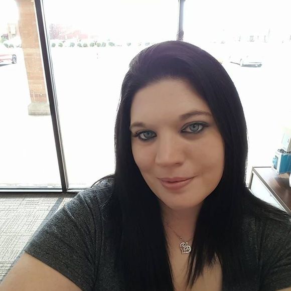 Meet your Posher, Ashley - Picture 1 of 1