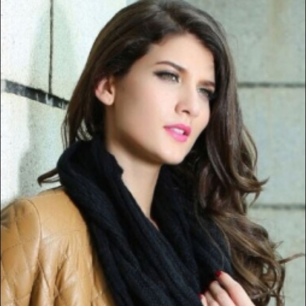 Black Knitted Scarf