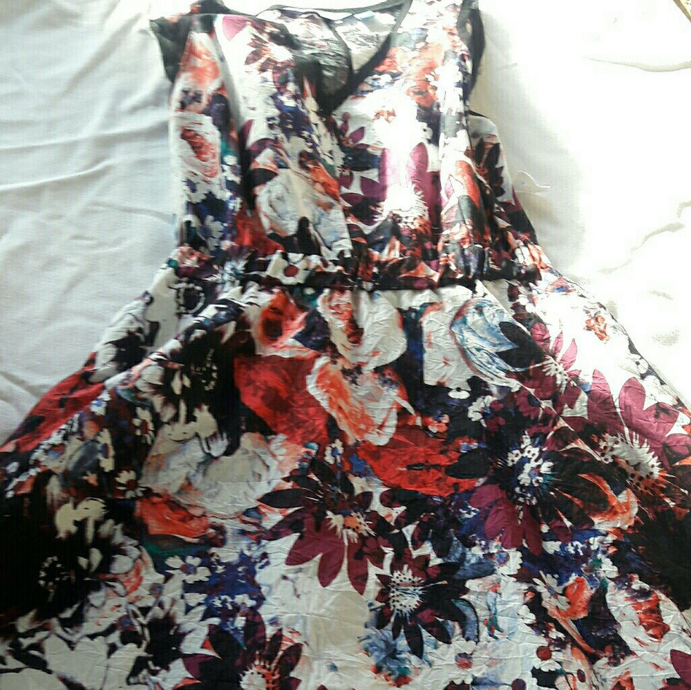Elegant modern floral dress simply Vera Wang