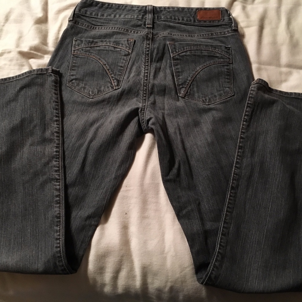 💥Sale! Eddi Bauer jeans size 4 regular