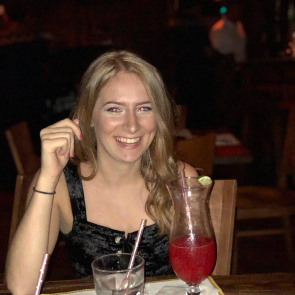 Meet your Posher, Elizabeth