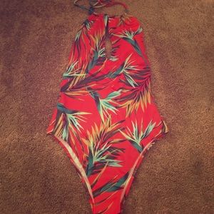 Victoria's Secret Swimsuit One Piece. New w/ tag S