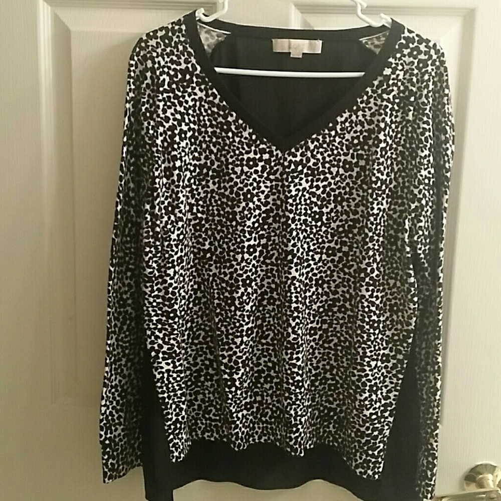 LOFT Black & White Print Long Sleeved Top Sz XL