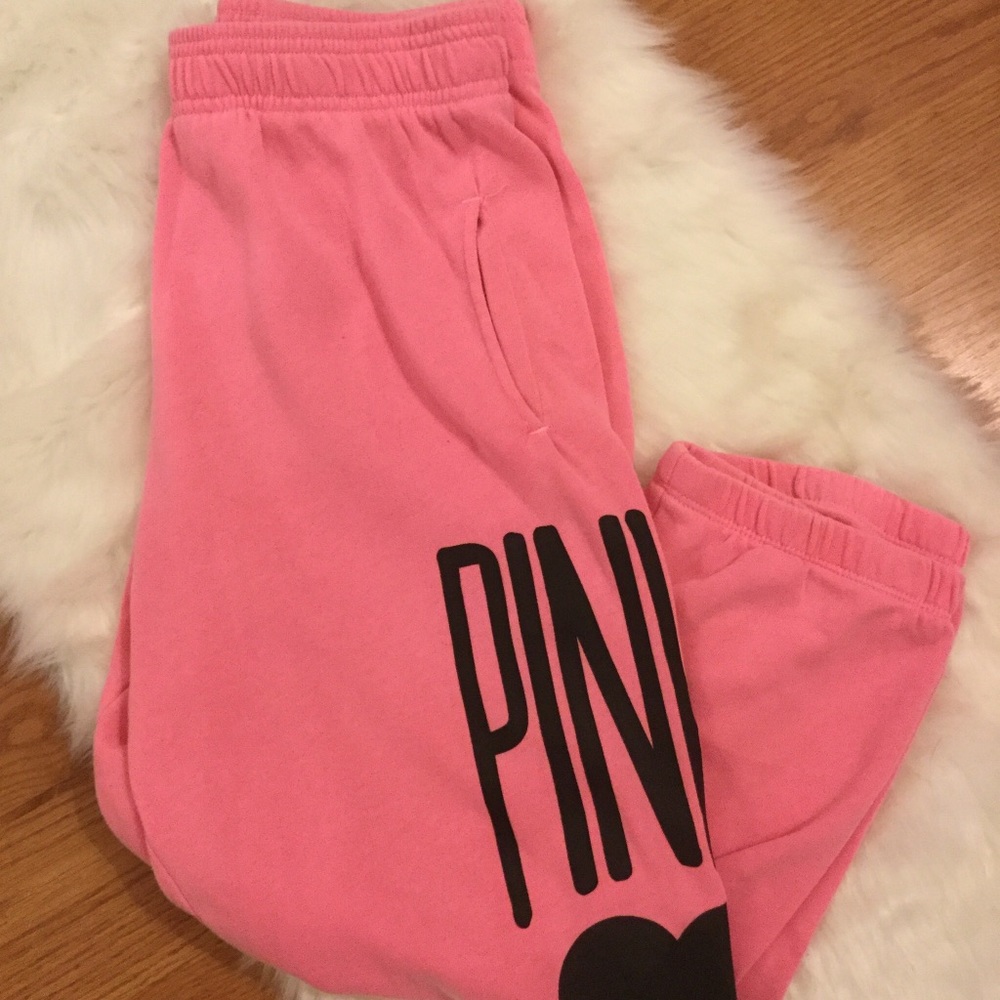 VS Pink Copped Sweatpants XS