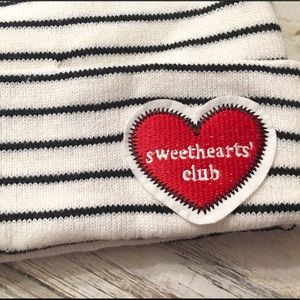 H&M Accessories - H&M NEW white and black striped beanie!❤️ H&M Accessories - H&M NEW white and black striped beanie!❤️