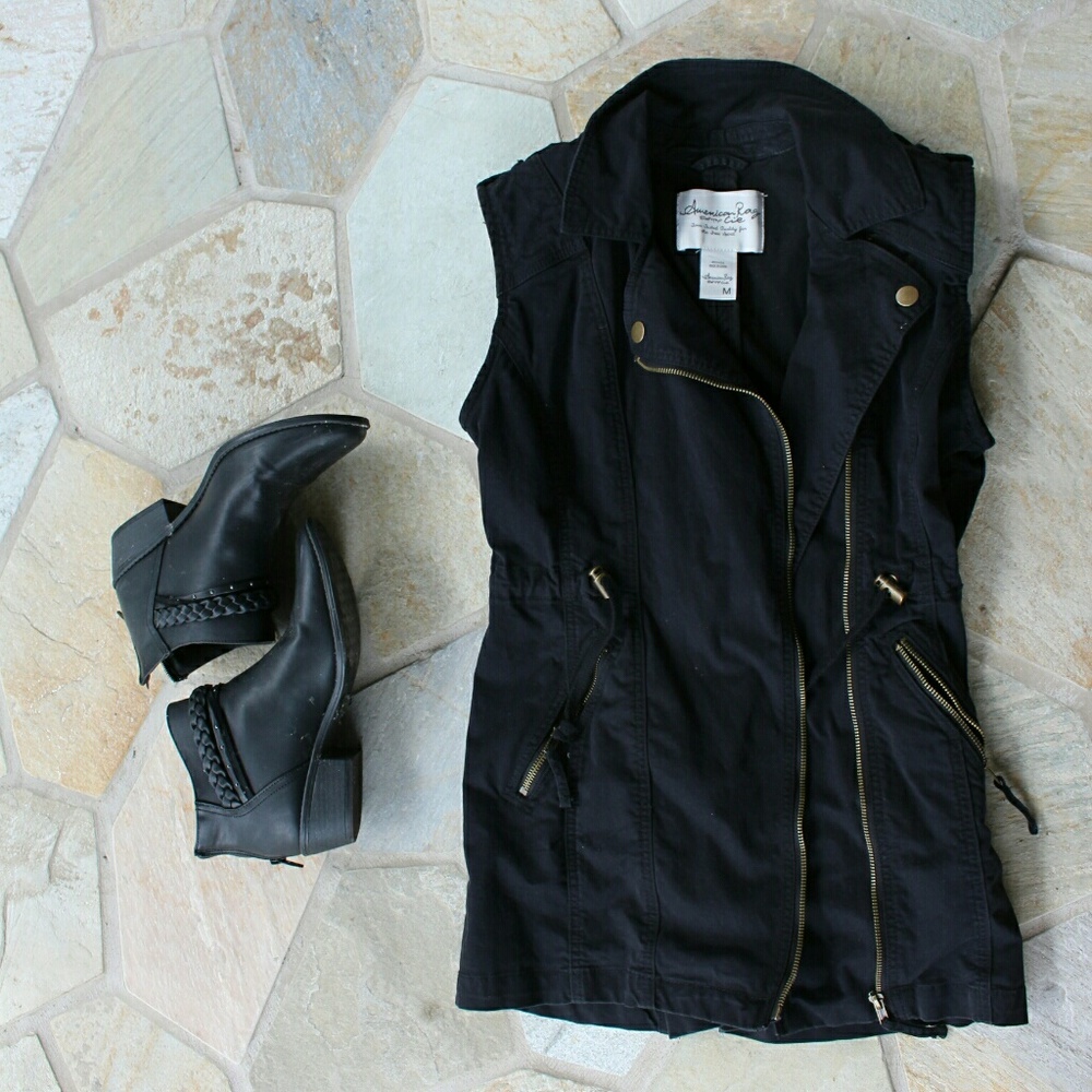 Black vest