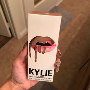BRAND NEW: Kylie Matte Liquid Lipstick & Lip Liner